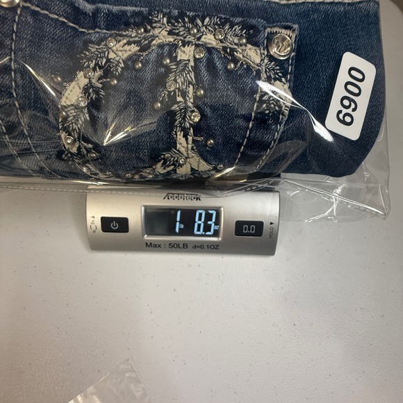 Miss Me Peace Sign Embellished Bootcut Jeans Size 27 JP5356B - Picture 14 of 14